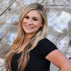 Meet your Posher, Cassie